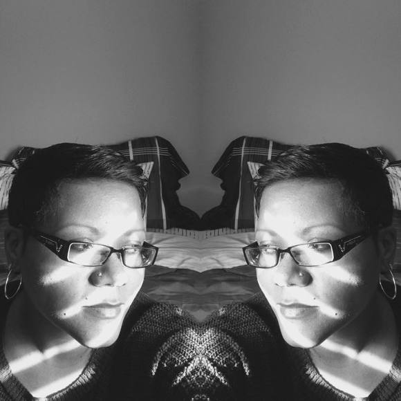 Meet your Posher, Tanya - Picture 1 of 1